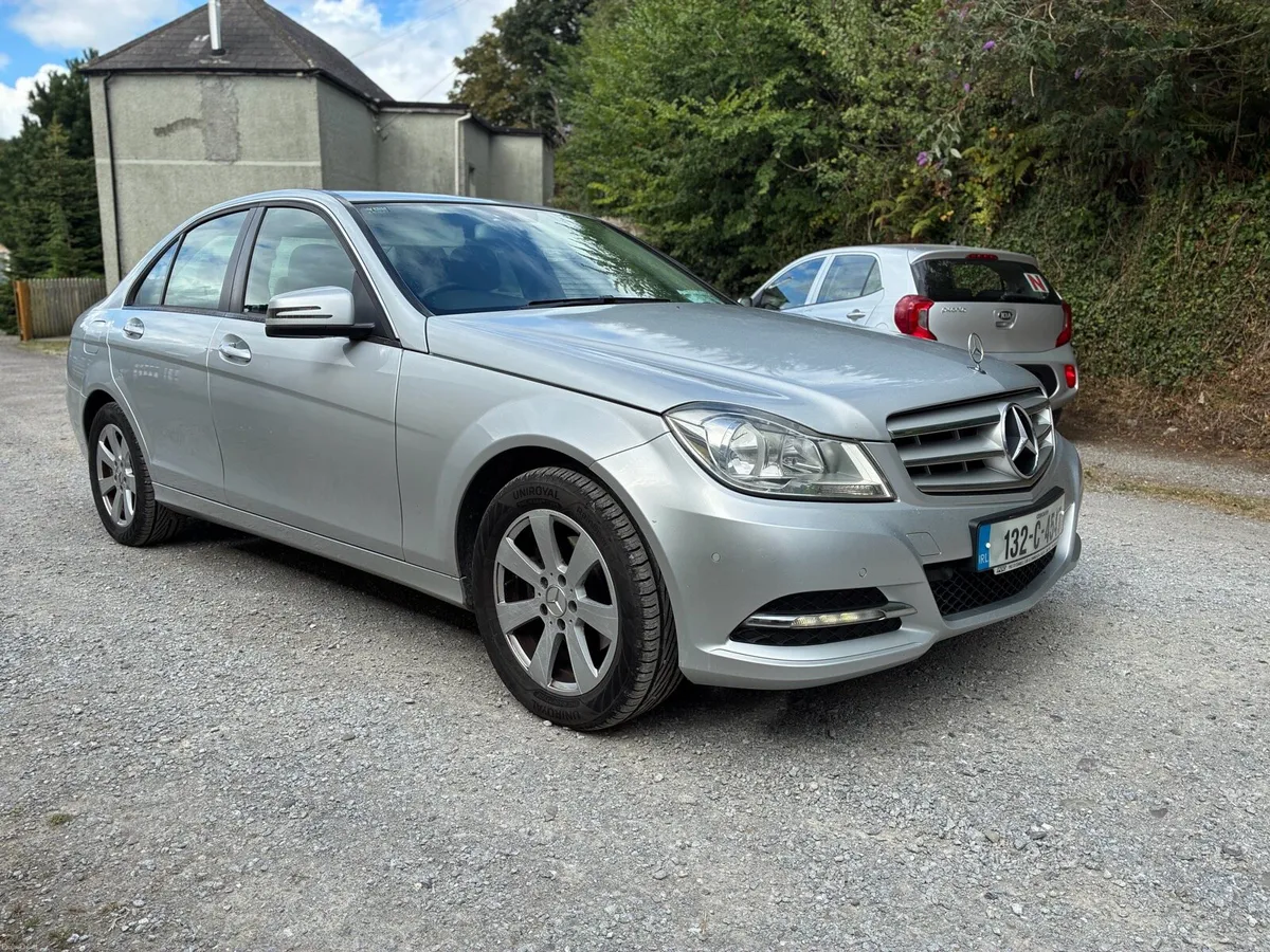 132 MERCEDES BENZ C200 AUTOMATIC NCT+TAX - Image 1