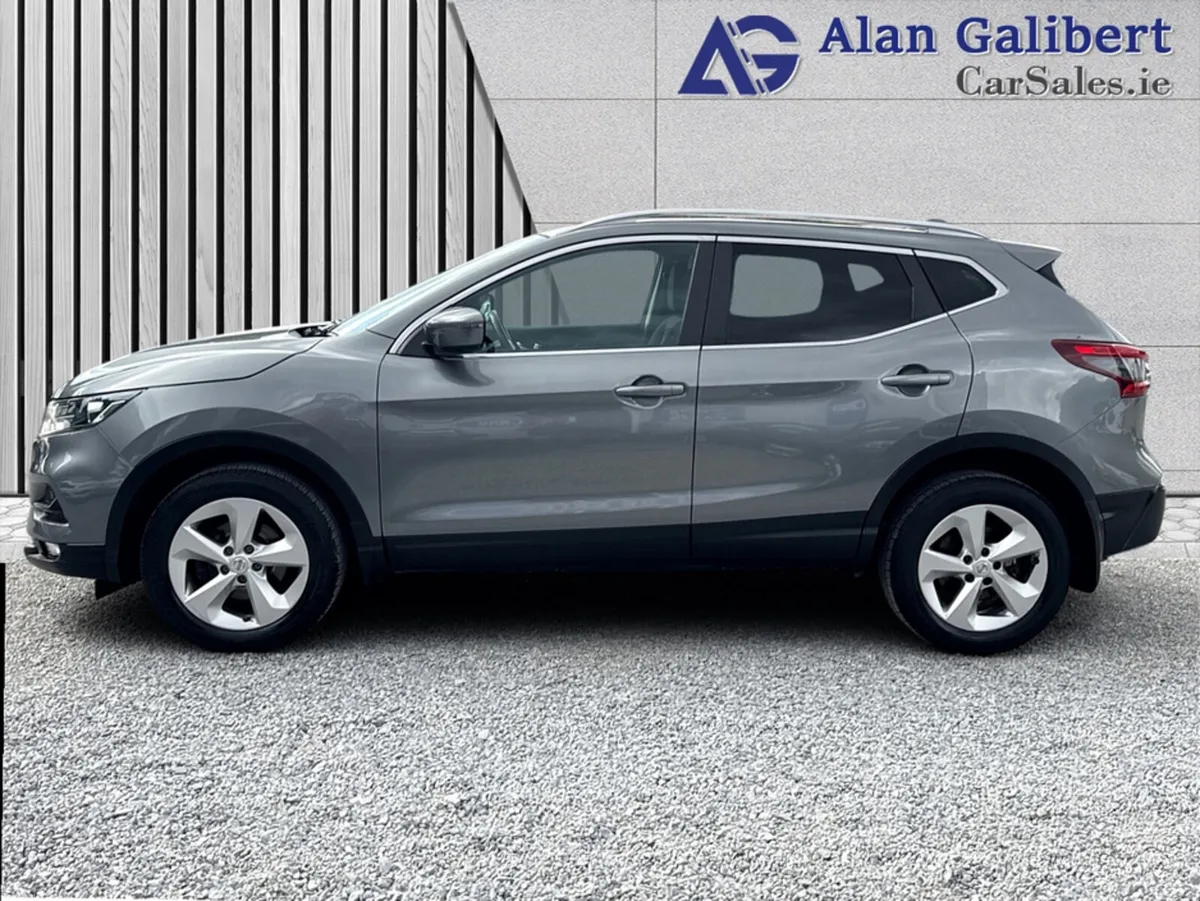Nissan Qashqai 1.2 SV Petrol  AUTO - Image 5