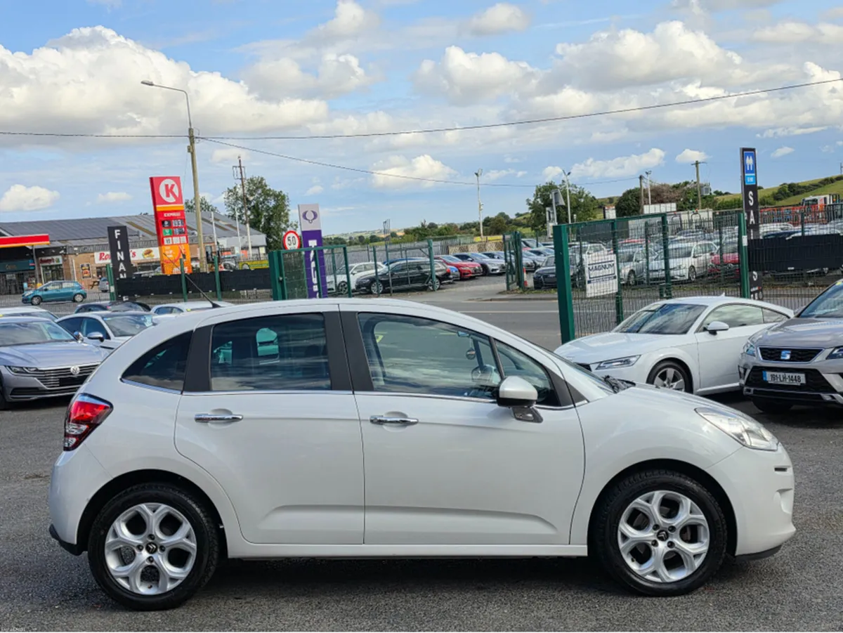 Citroen C3 1.2 - MOON ROOF - AUTOMATIC - ANDROID U - Image 6