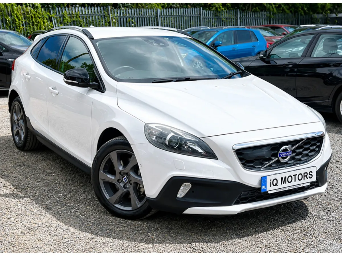 Volvo V40 D4 2.0L DIESEL AUTOMATIC(2293) - Image 1