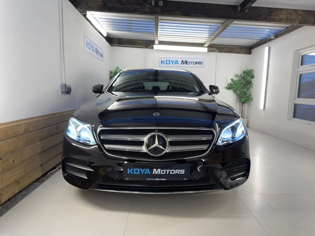 Mercedes-Benz E-Class E220D AMG PLUS EDITION DIESE - Image 5