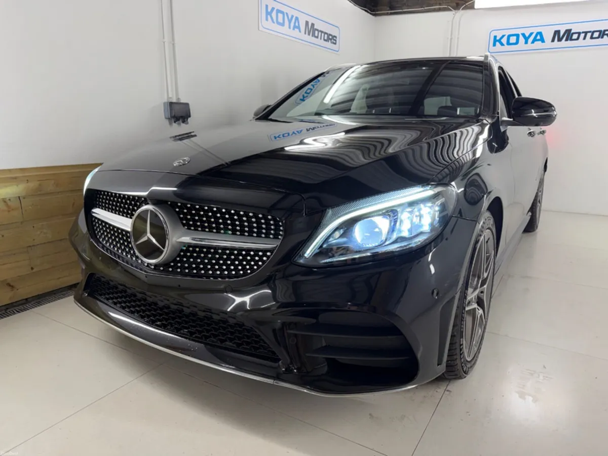Mercedes-Benz C-Class C220D AMG PLUS LAUREUS EDITI - Image 4