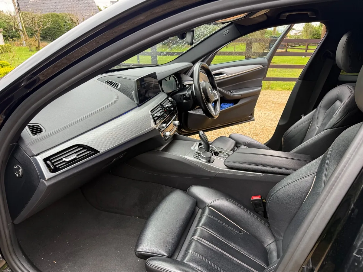BMW 5-Series 2017 - Image 3