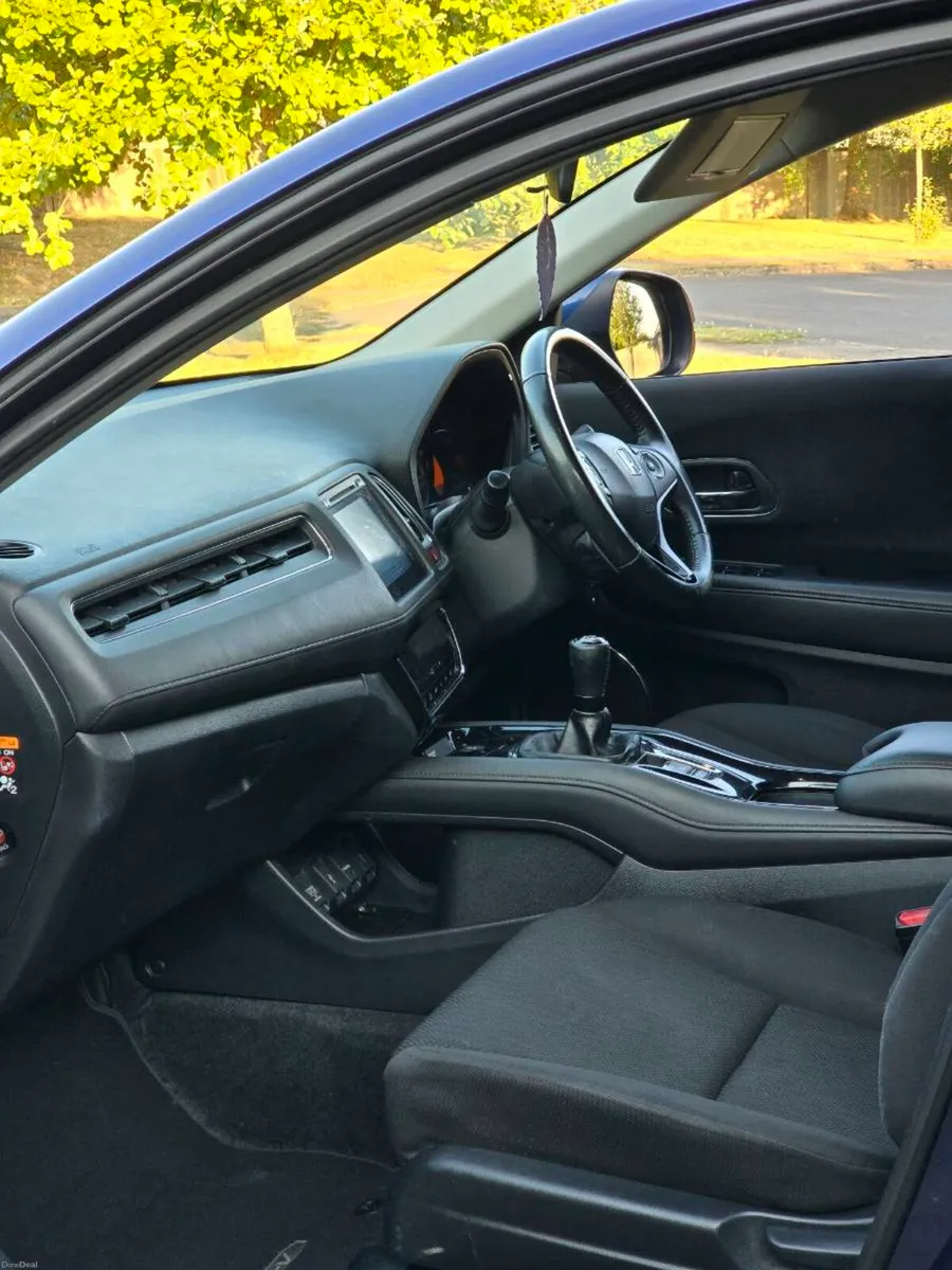 Honda HR-V 1.6 i-DTEC Diesel 2015 model NO SWAP - Image 4