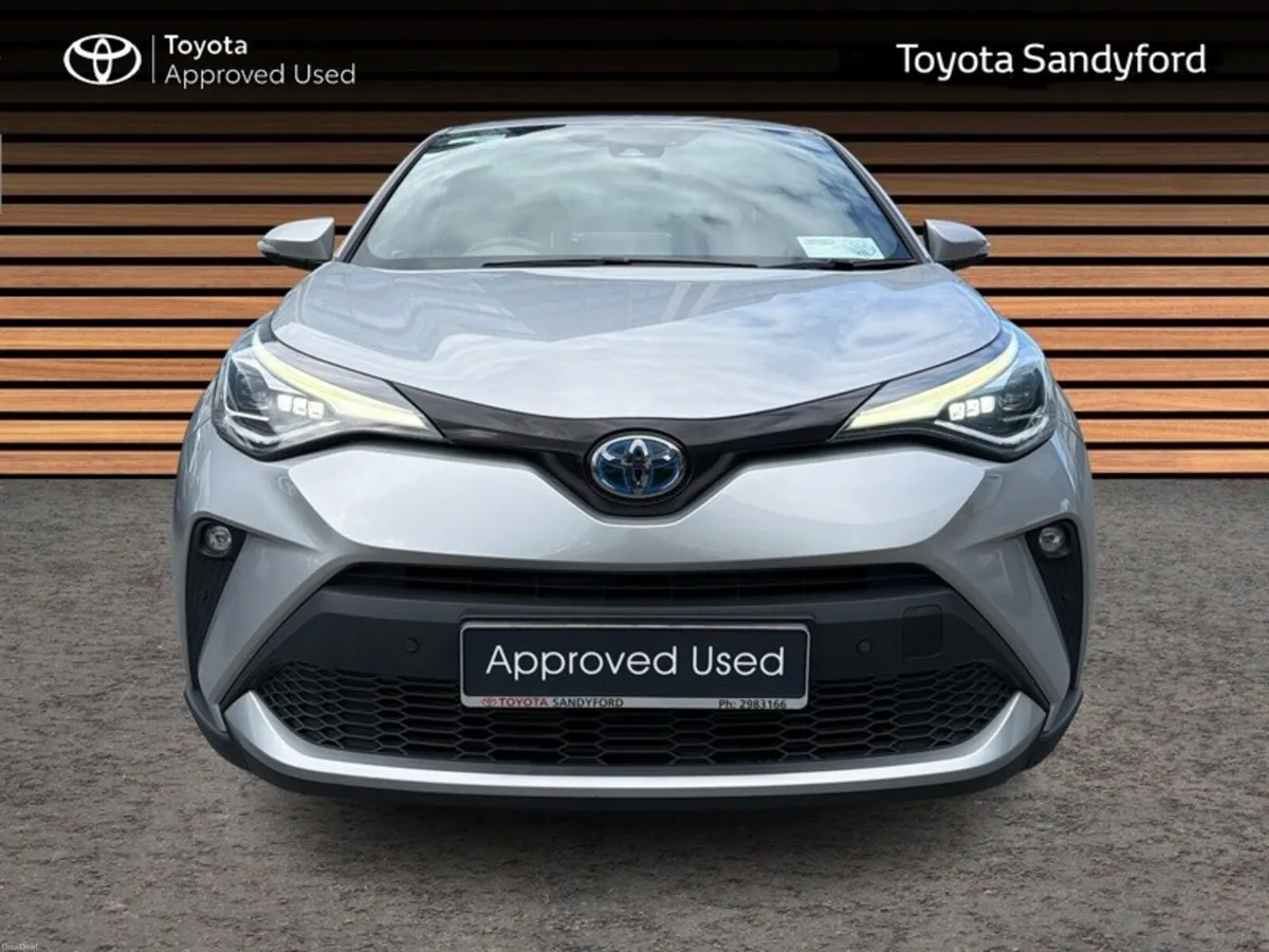 Toyota C-HR HYBRID SOL TOP SPEC // HEATED LEATHER - Image 5