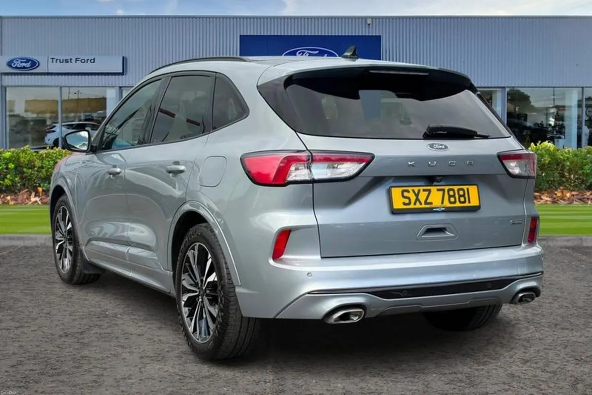 Ford Kuga 2.5h Duratec ST-Line X Edition SUV 5dr - Image 2