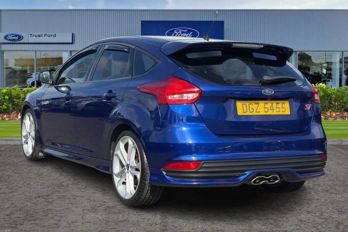 Ford Focus 2.0 TDCi ST-3 Hatchback 5dr Diesel - MO - Image 2