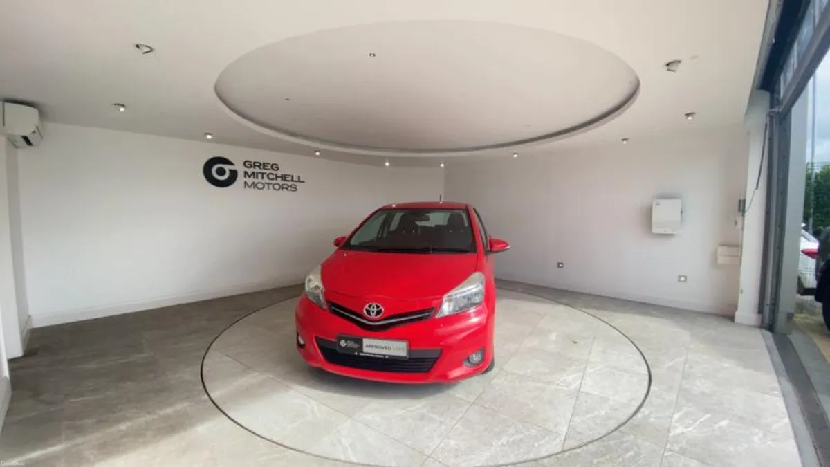 Toyota Yaris 1.33 VVT-i Icon+ 5dr - Image 3