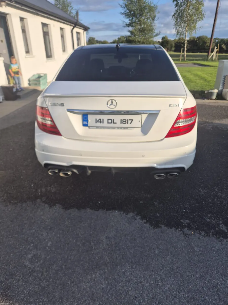 2014 Mercedes-Benz C-Class CDI Automatic - Image 4