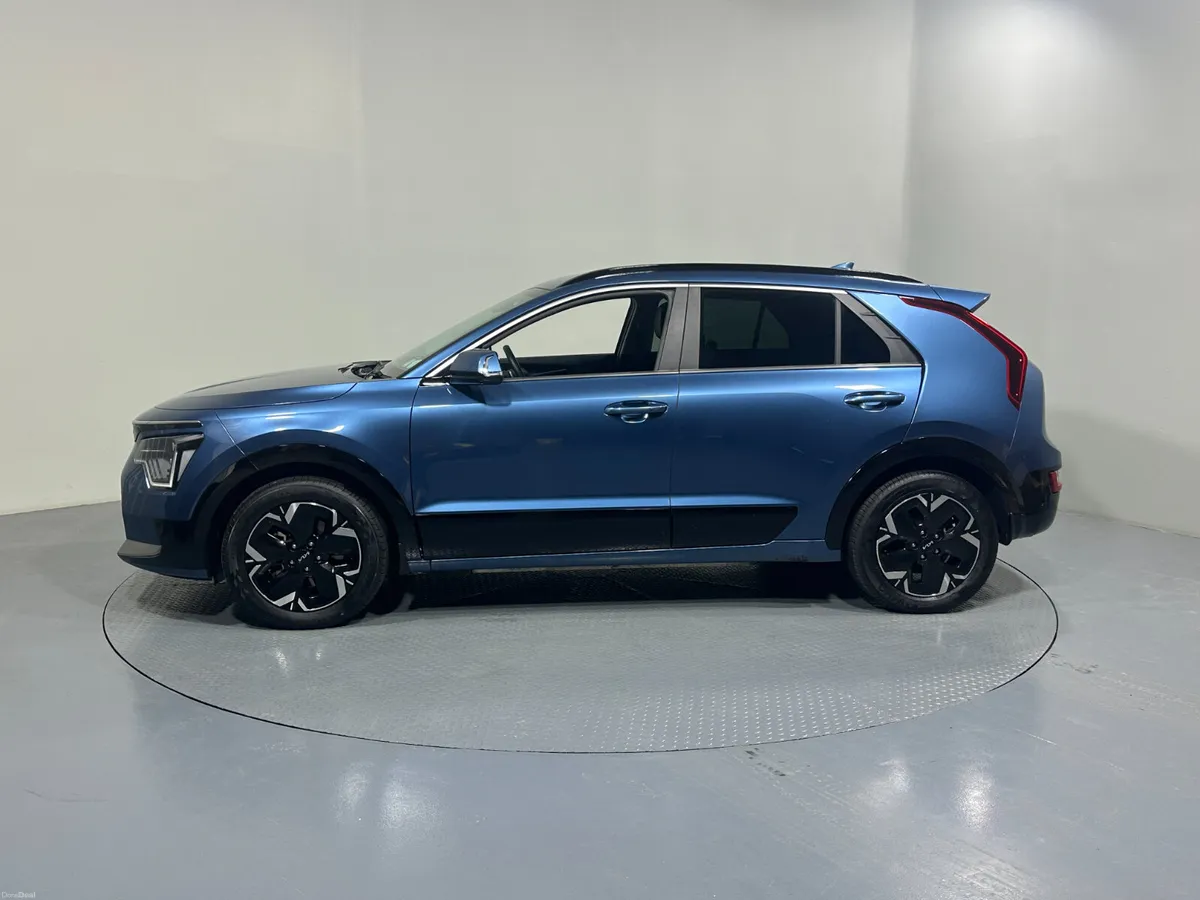 Kia Niro EV K3 64.4 Kw/H Battery 232 (2023) - Image 4