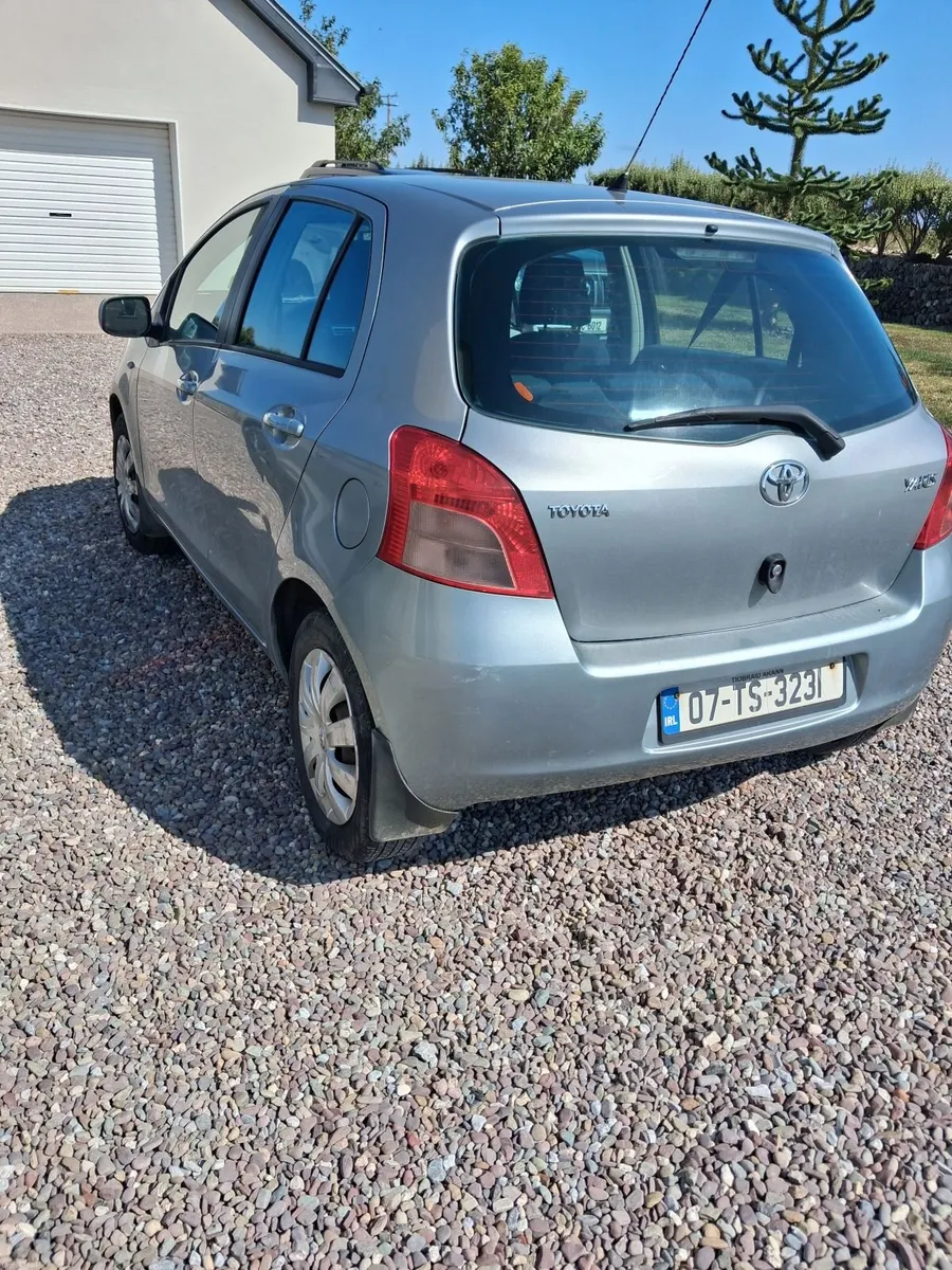 Toyota Yaris 2007 - Image 5