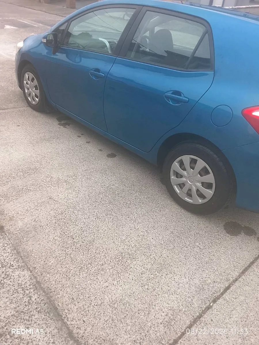 Toyota auris - Image 4