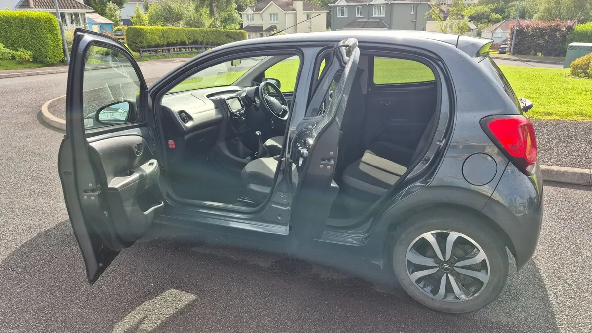 Citroen C1 PureTech Flair 2016, 1.2L - Image 6