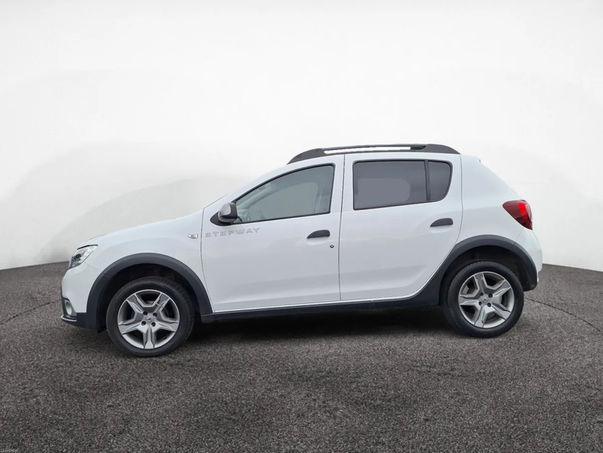 Dacia Sandero STEPWAY SIGNATURE 1.5 DCI 90 P - Image 3