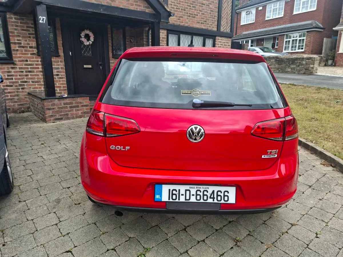 VOLKSWAGON GOLF 1.2 AUTOMATIC 2016 ONLY 71000 KLMS - Image 4