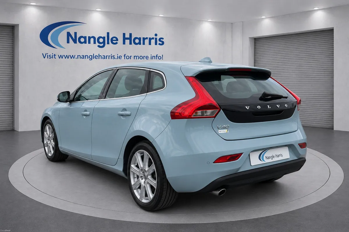 V40 D4. FRESH NCT 08/28 - Image 3