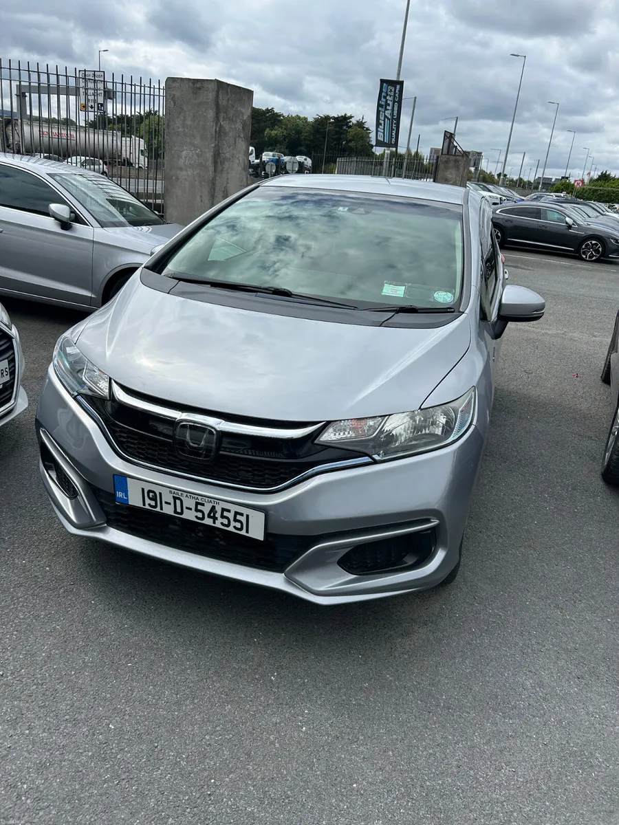Honda Fit 2019 - Image 2