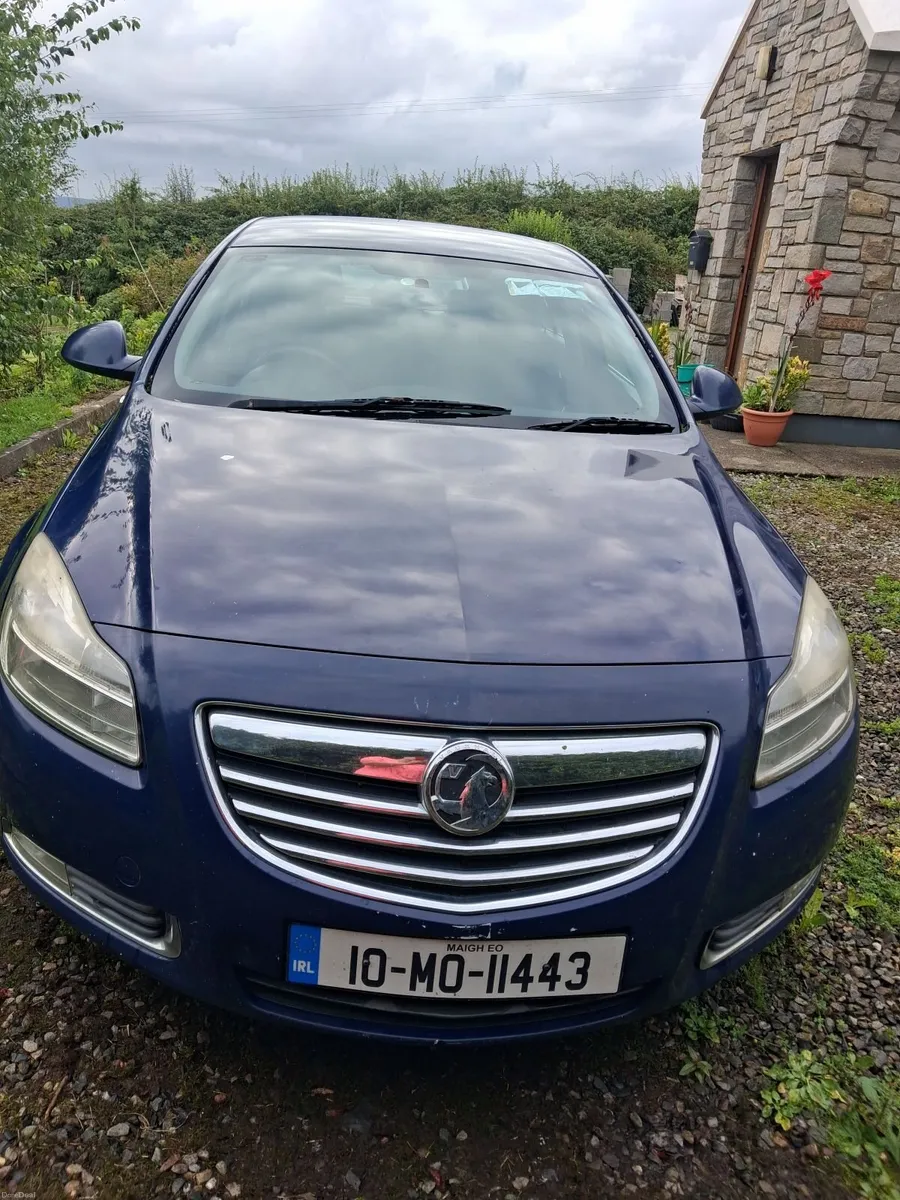Vauxhall Insignia 2010 - Image 2