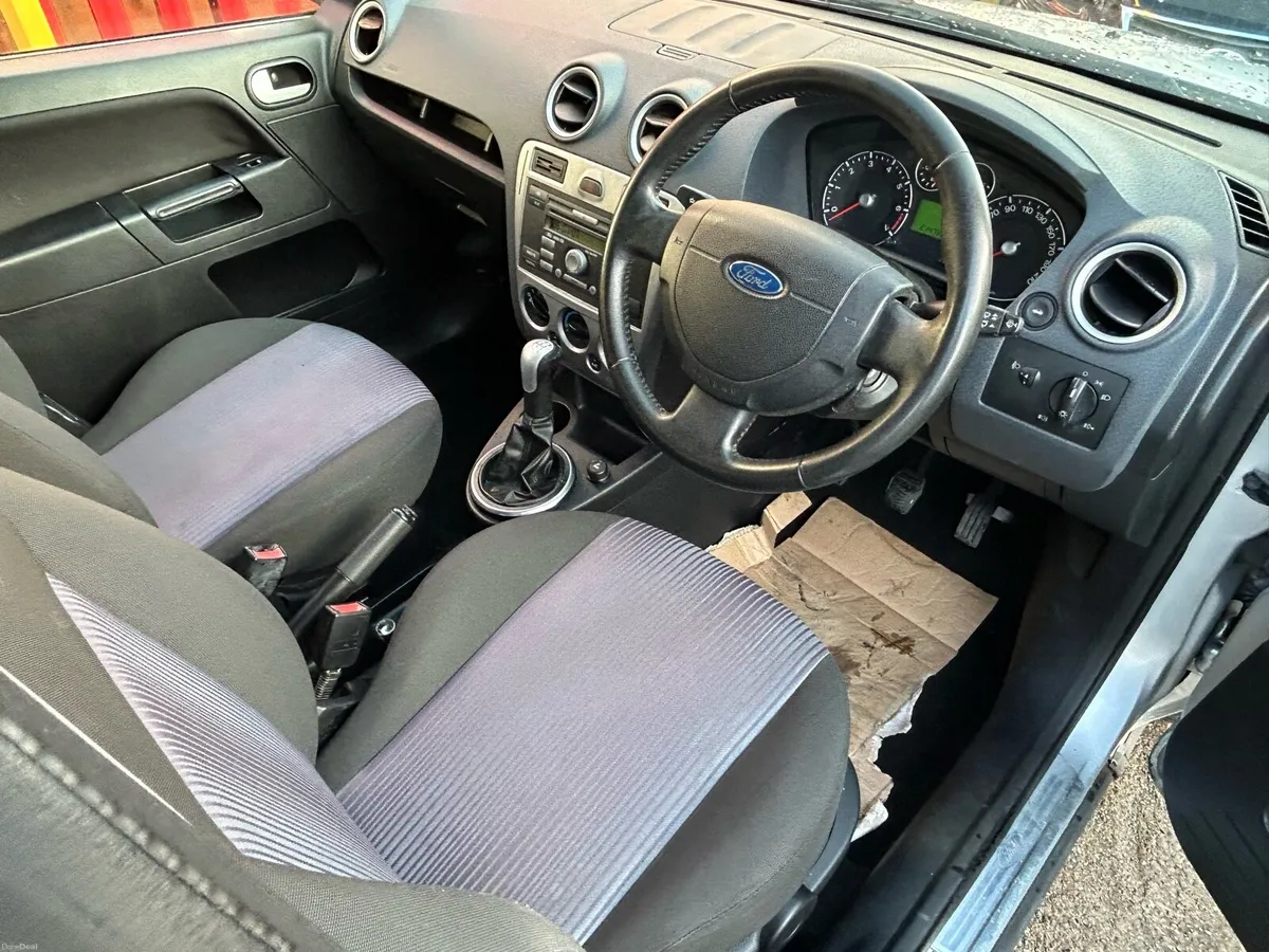 2007 FORD FUSION 1.4 PETROL NCT 7/27 - Image 5