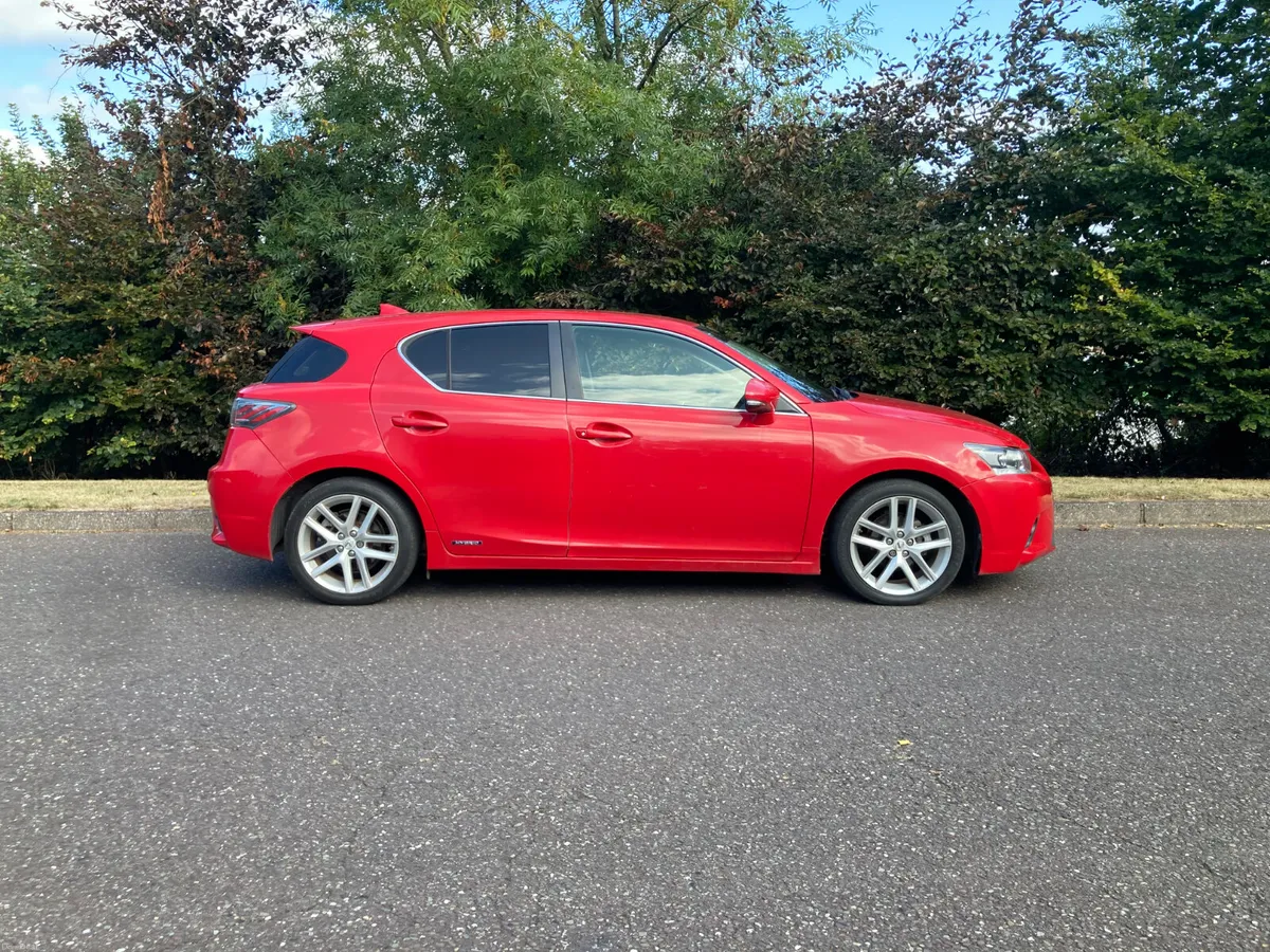 2014 Lexus CT 200h Auto Only 55000 Miles - Image 2