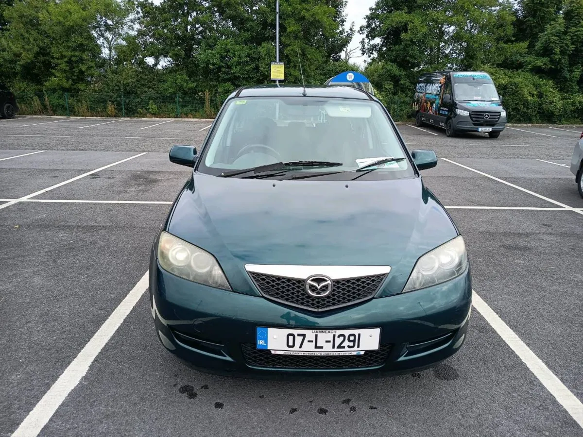 Mazda 2 - Image 2