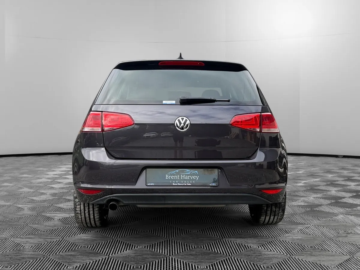 VW GOLF DSG *LOW KM* LOUNGE - Image 4