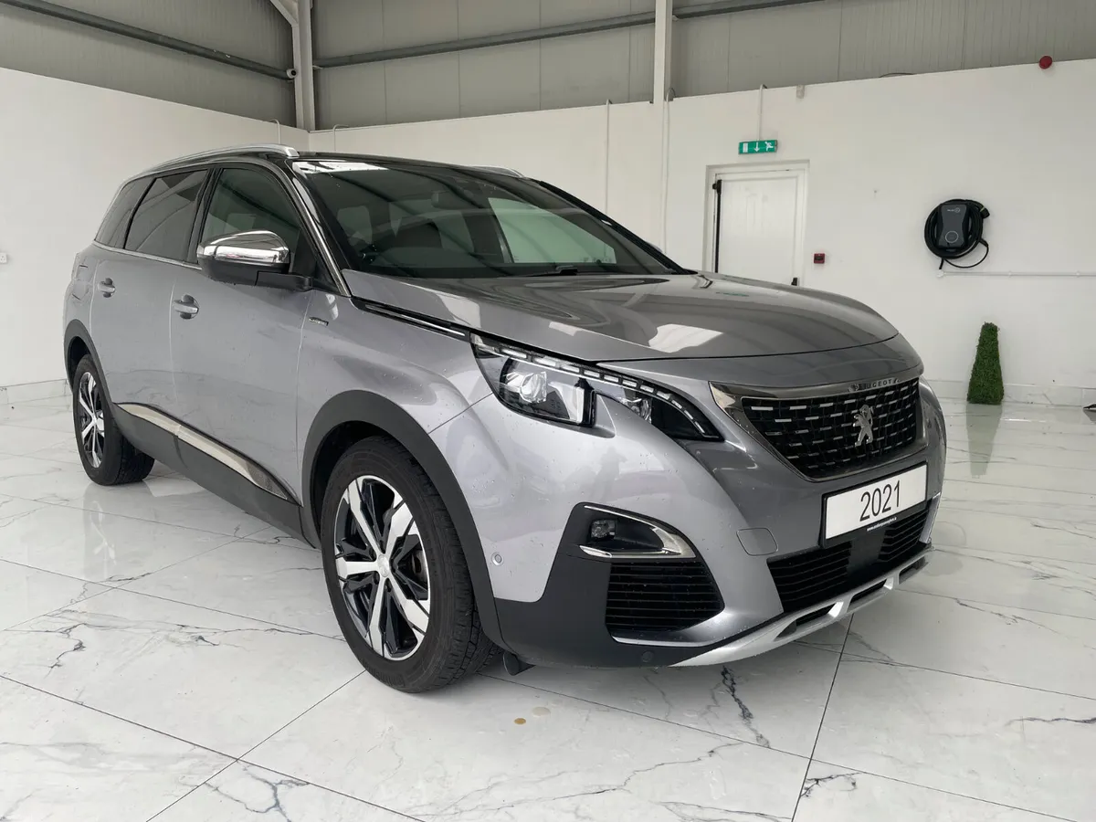 Peugeot 5008 2.0 hdi 7 Seater - Image 2