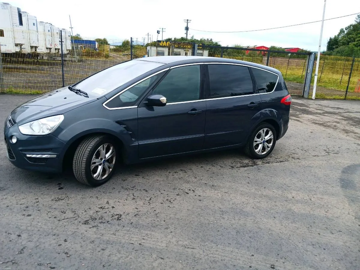 Ford S Max - Image 1