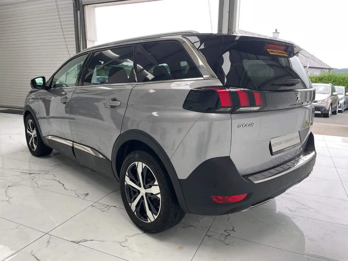 Peugeot 5008 2.0 hdi 7 Seater - Image 6