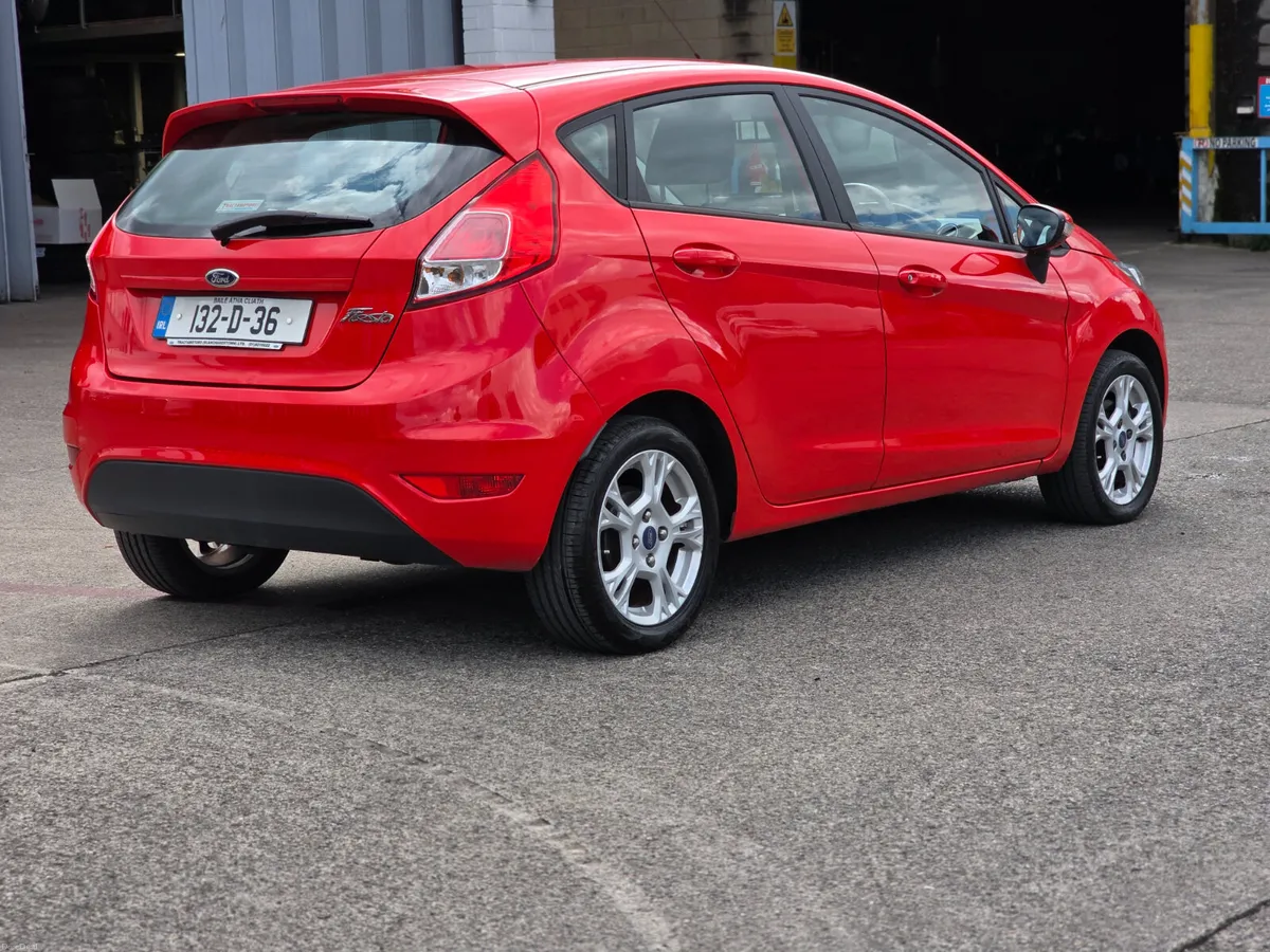 Ford Fiesta 1.2 ZETEC - Image 4