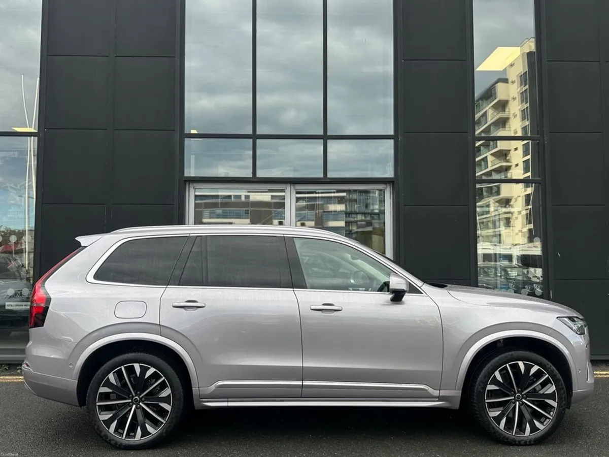 Volvo XC90 T8 ULTRA AWD - Image 5