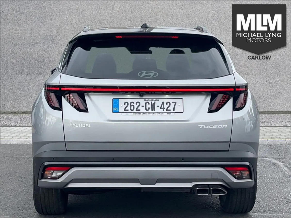Hyundai Tucson Executive Plus TWO Tone - Image 6