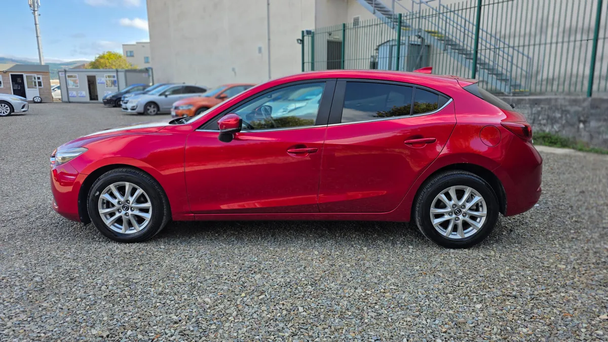 2018 Mazda 3 Axela - Image 5