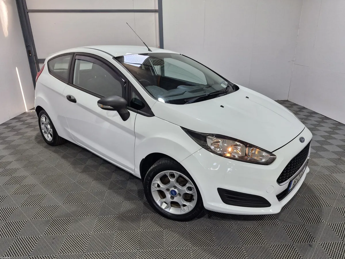 2016 Ford Fiesta Zetec 1.25 Petrol NCT 07/27 - Image 2