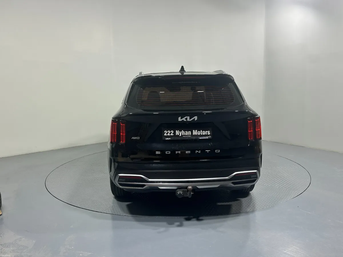 Kia Sorento K1 Commercial 222 (2022) - Image 6