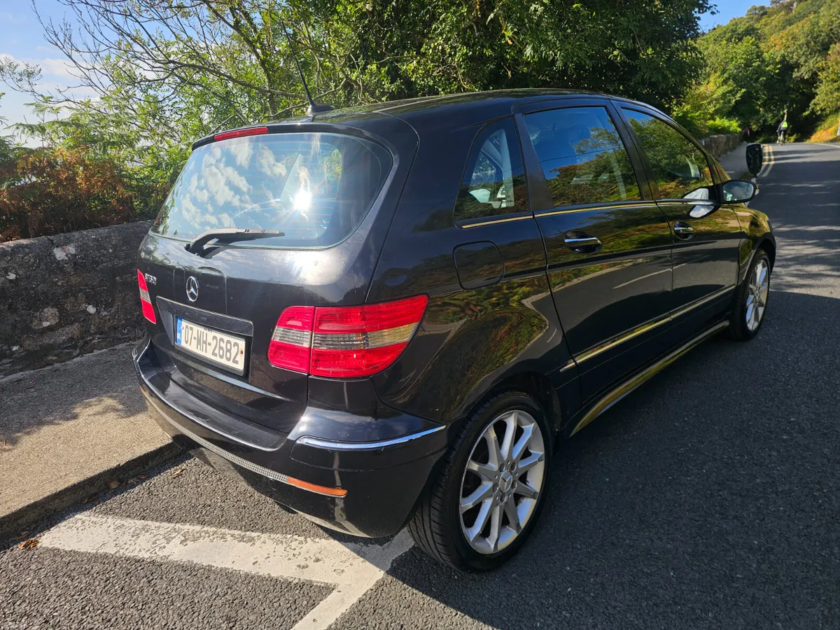 Mercedes-Benz B-Class *NEW NCT* - Image 6