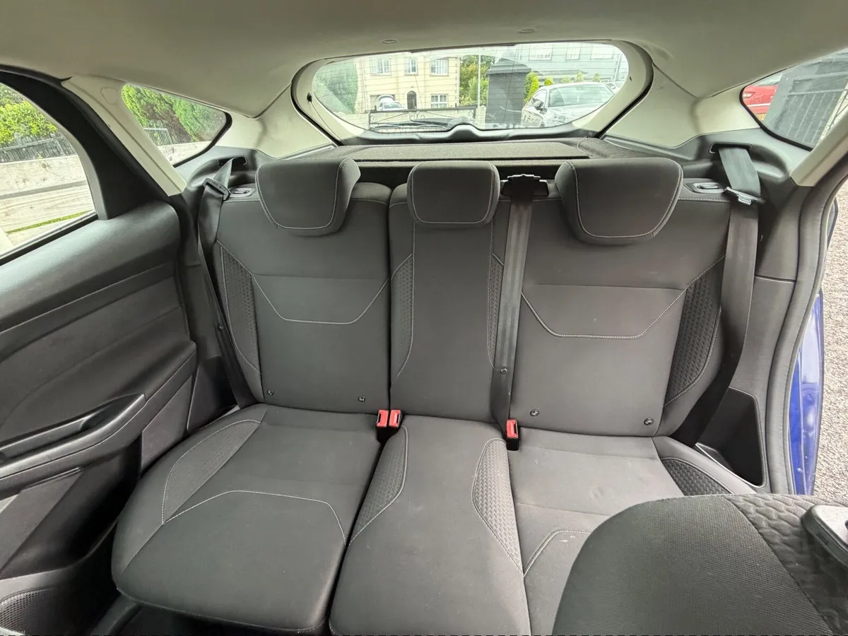 Ford Focus 2015 - Image 3