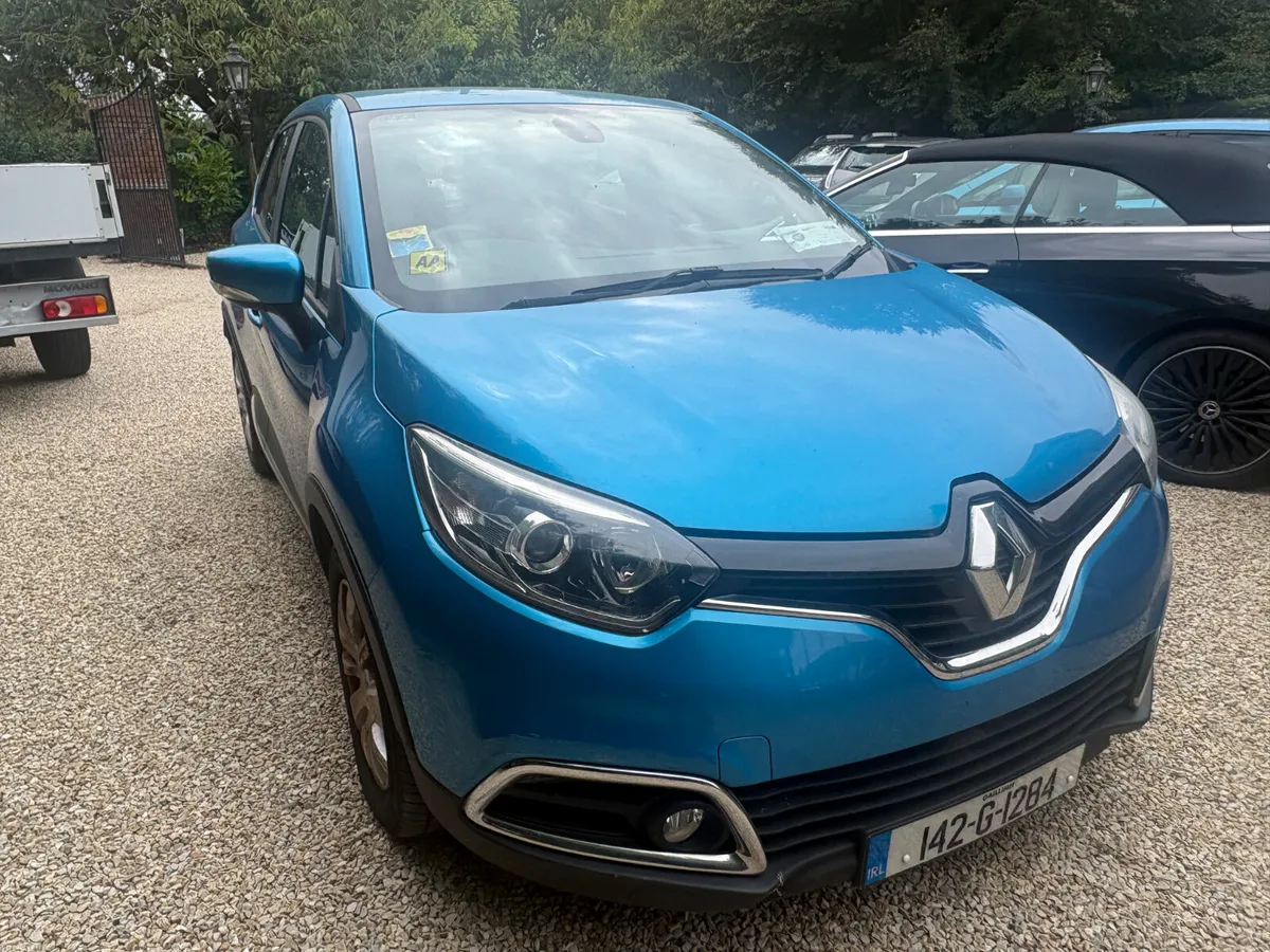 Renault Captur 2014 , AUTOMATIC DIESEL - Image 2