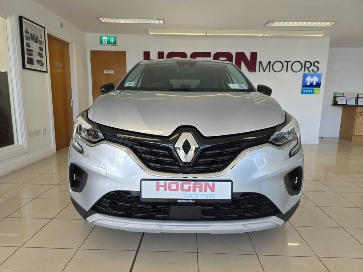 Renault Captur Evolution Petrol New Model - Image 2