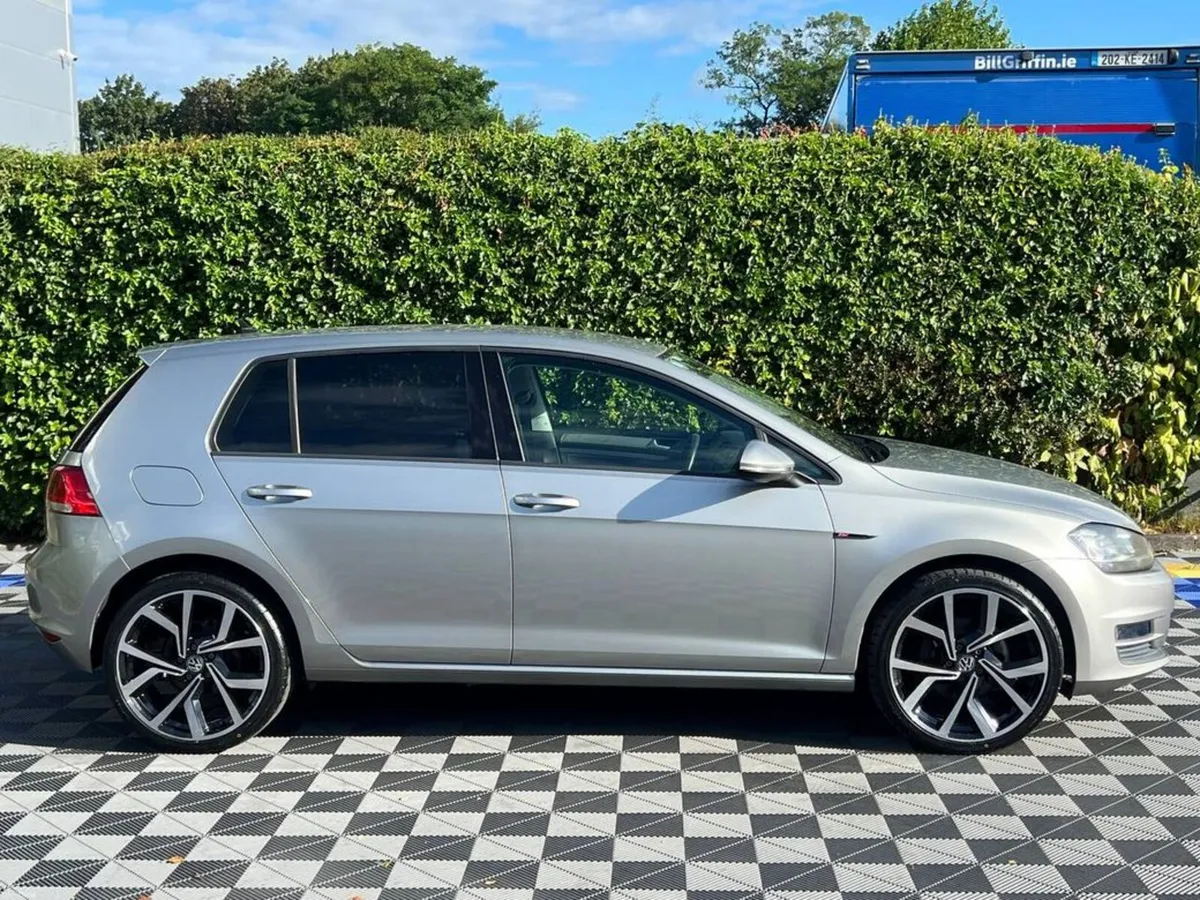 Volkswagen Golf R-LINE PACK 1.2 TSI AUTO // FULL S - Image 2