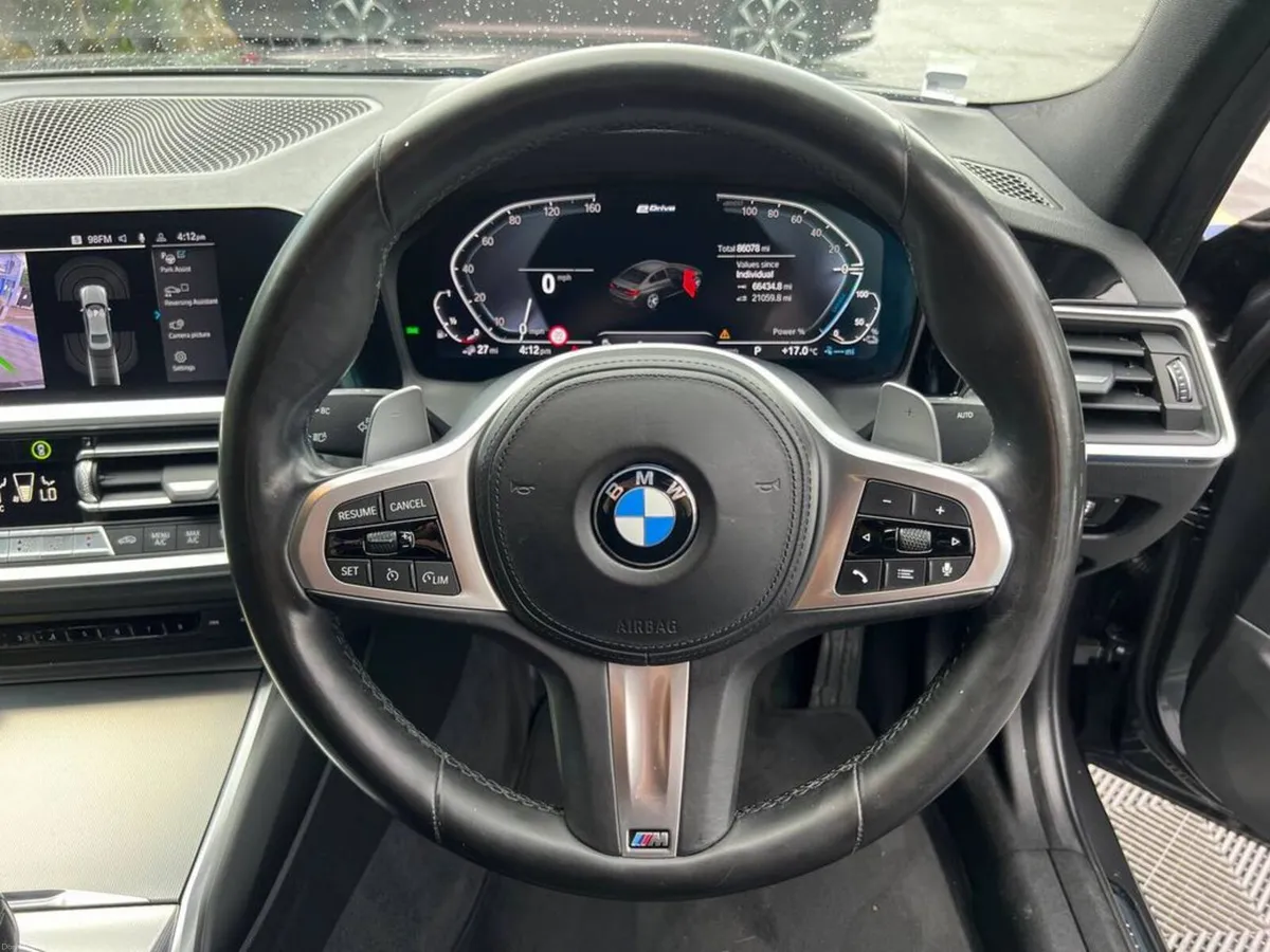 BMW 3-Series 330e M-SPORT COMPETITION XDRIVE 2.0 H - Image 4