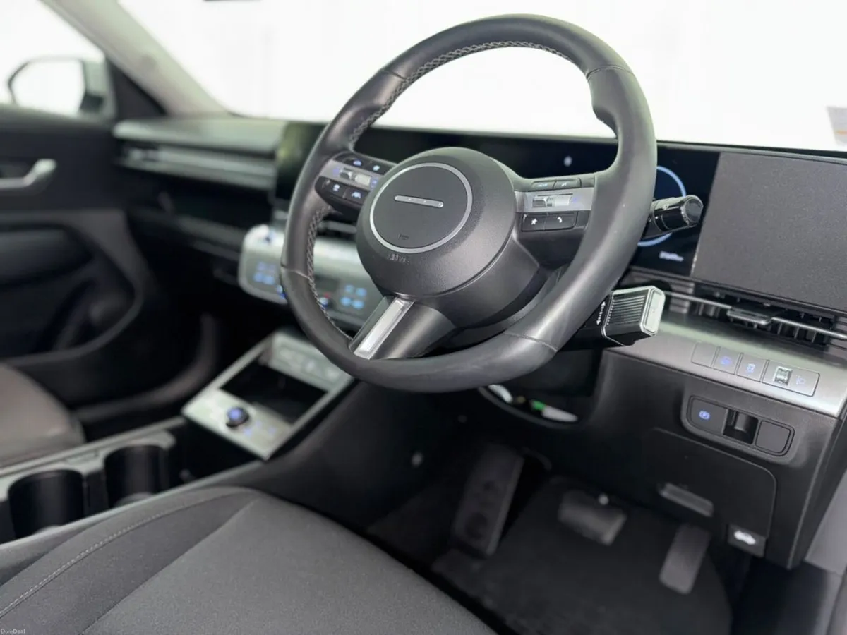 Hyundai KONA Kauai Hybrid Elegance 5DR Auto - Image 2