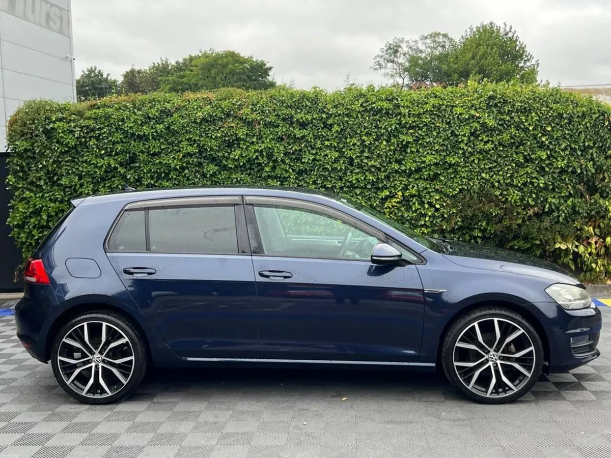 Volkswagen Golf R-LINE PACK 1.2 TSI AUTO // FULL S - Image 2