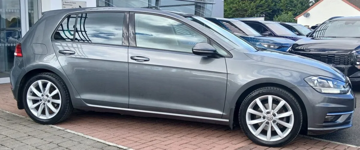 Volkswagen Golf Highline 1.6 TDI 115HP **FULL LEAT - Image 2