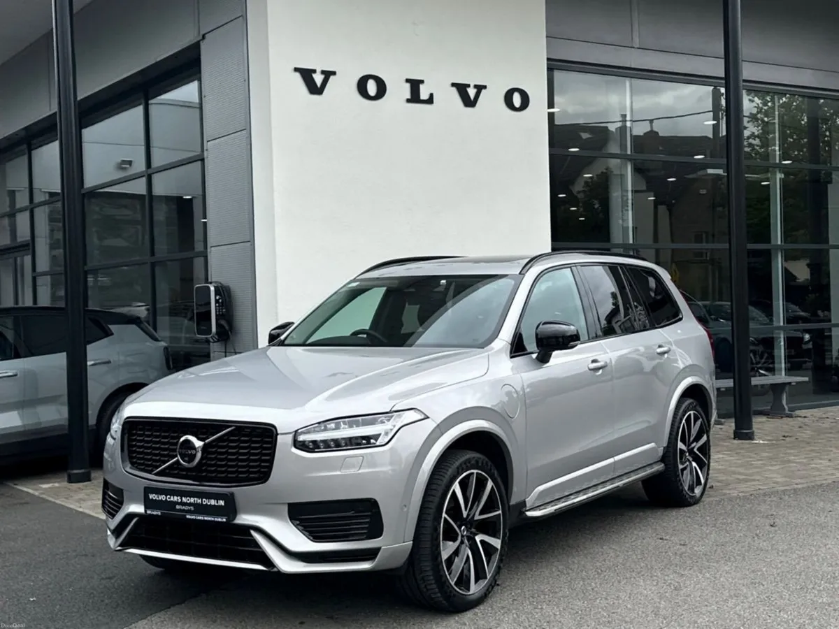 Volvo XC90 T8 PHEV 455hp Plus (Dark Theme) - Image 1