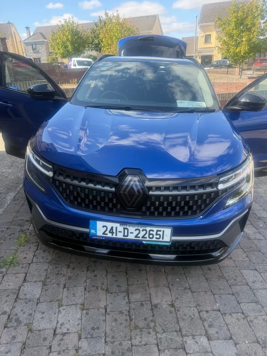 Renault Austral Iconic Esprit Alpine E 2024 - Image 1