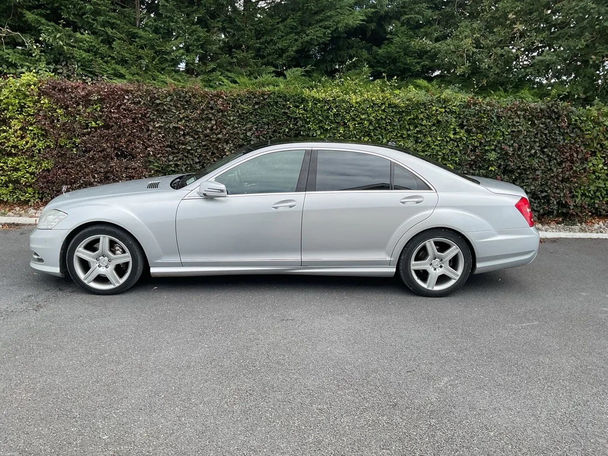 Car - Image 3