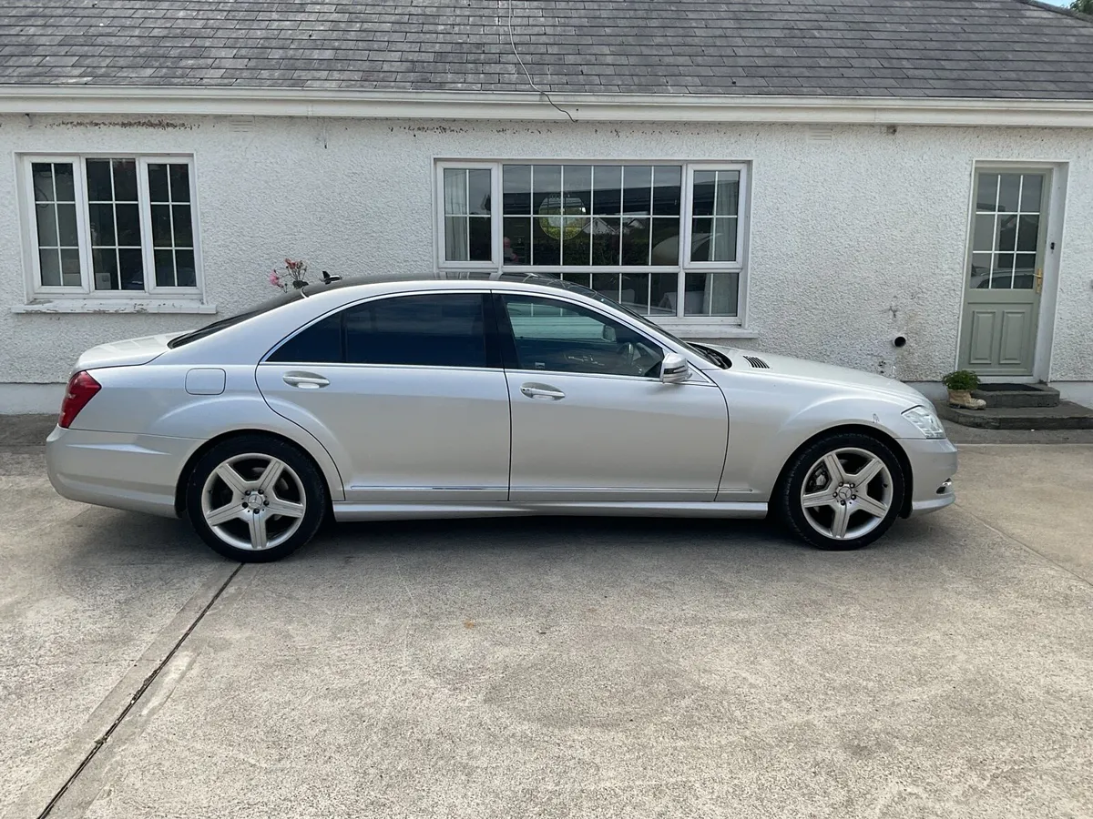Car - Image 4