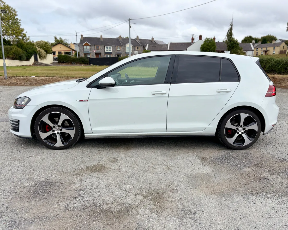 🔥 132 Volkswagen Golf GTI 2.0 TSI DSG 🔥 - Image 4
