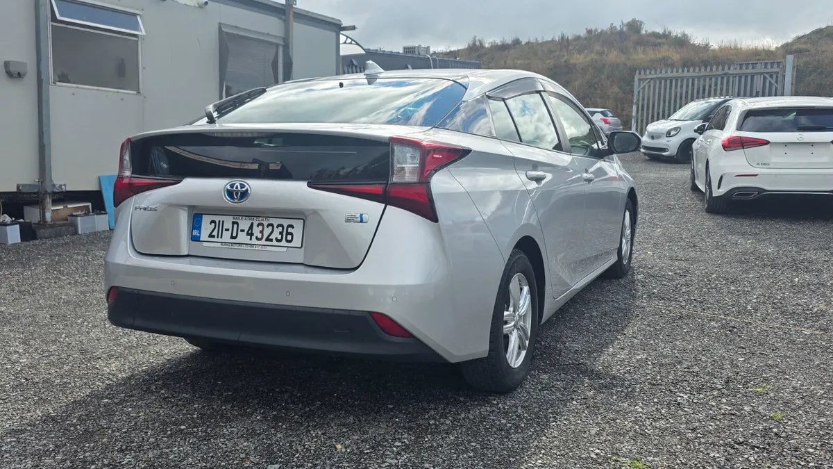 Toyota Prius | 1.8L Hybrid  |Self-Charging | Auto - Image 4